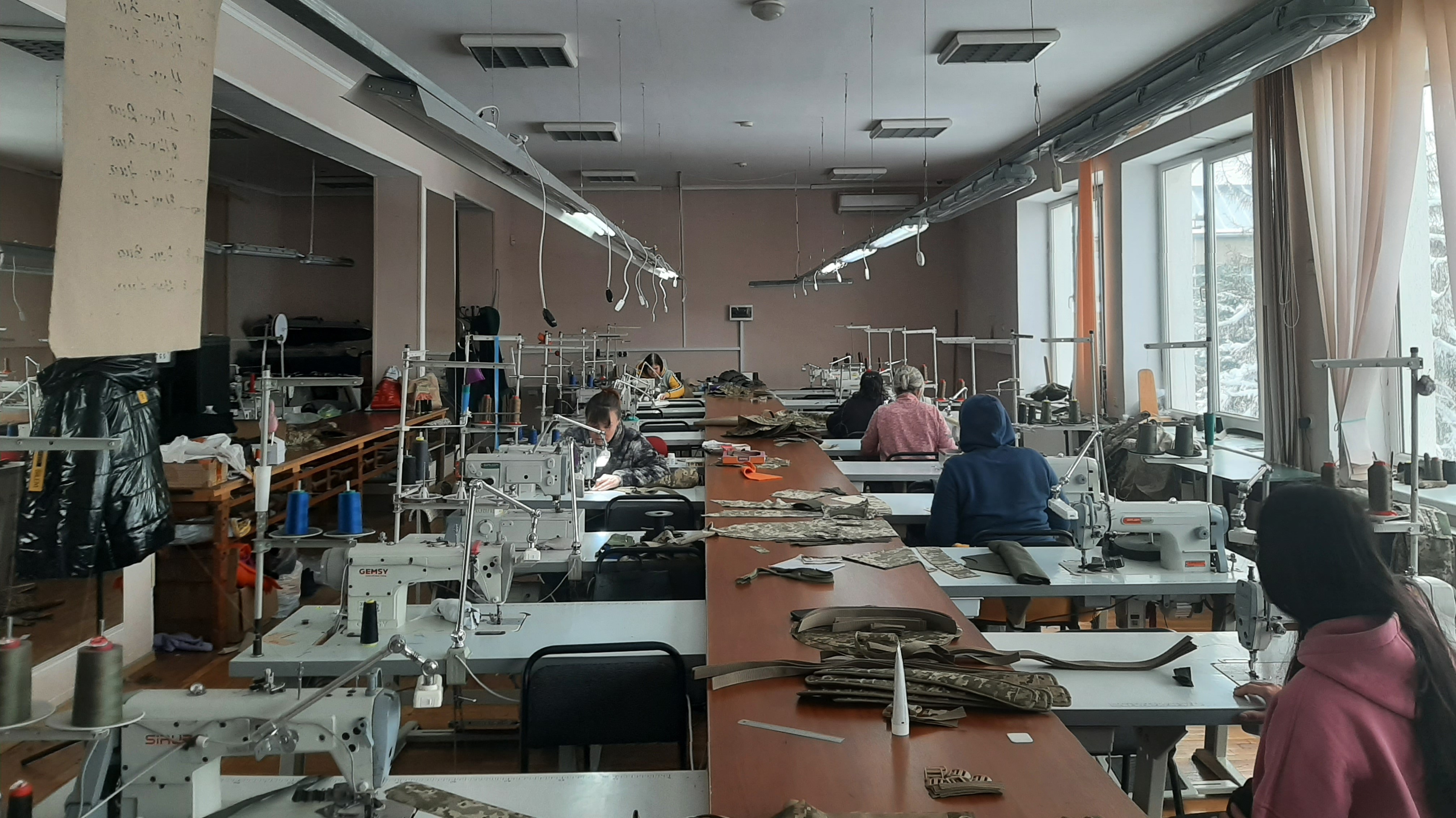 Caption: The main production hall of Cryza Store