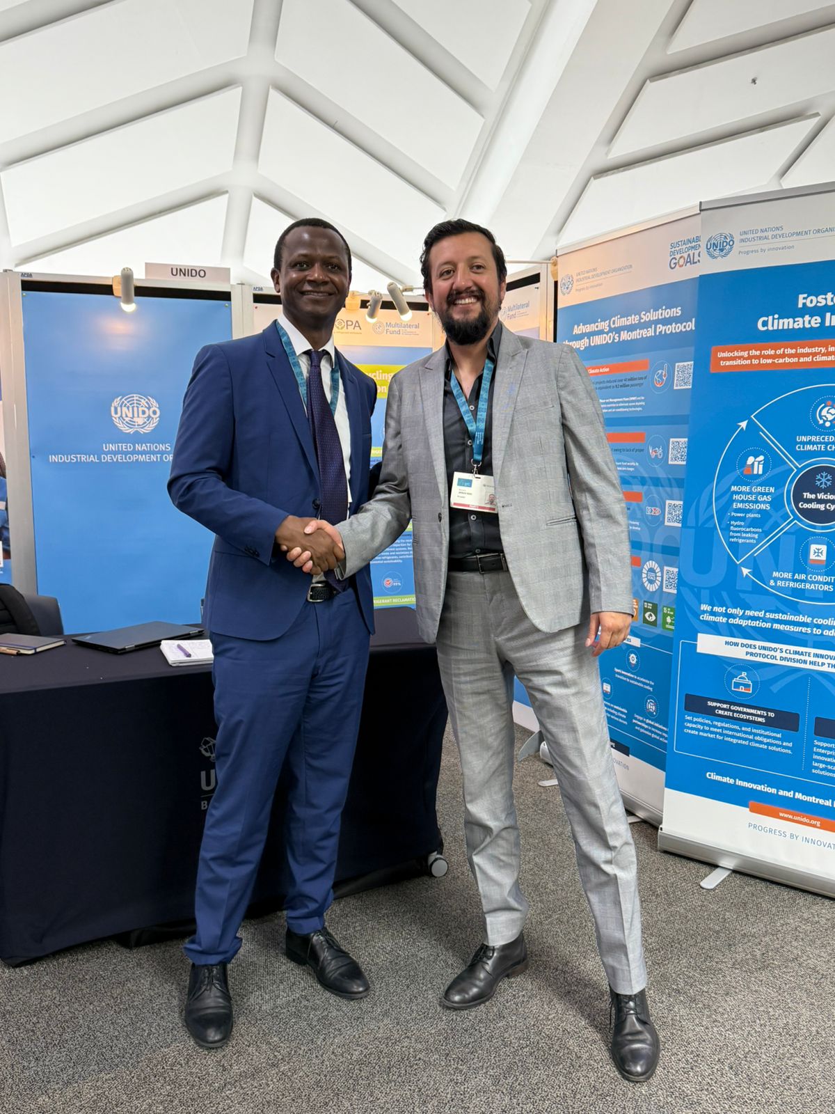 Alois Mhlanga, Chief of UNIDO’s Climate Innovation and Montreal Protocol division with Rómulo Armas, Ecuador’s National Ozone Officer