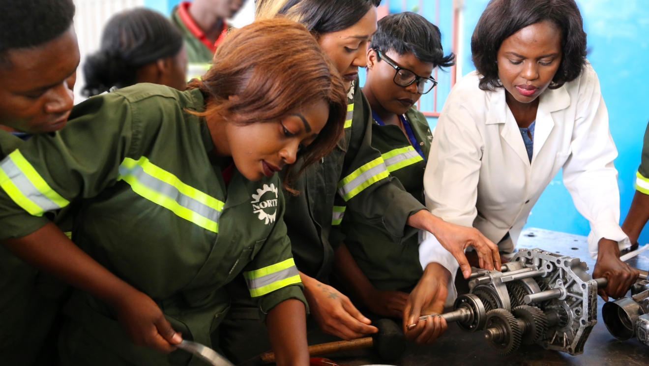 women training engineering